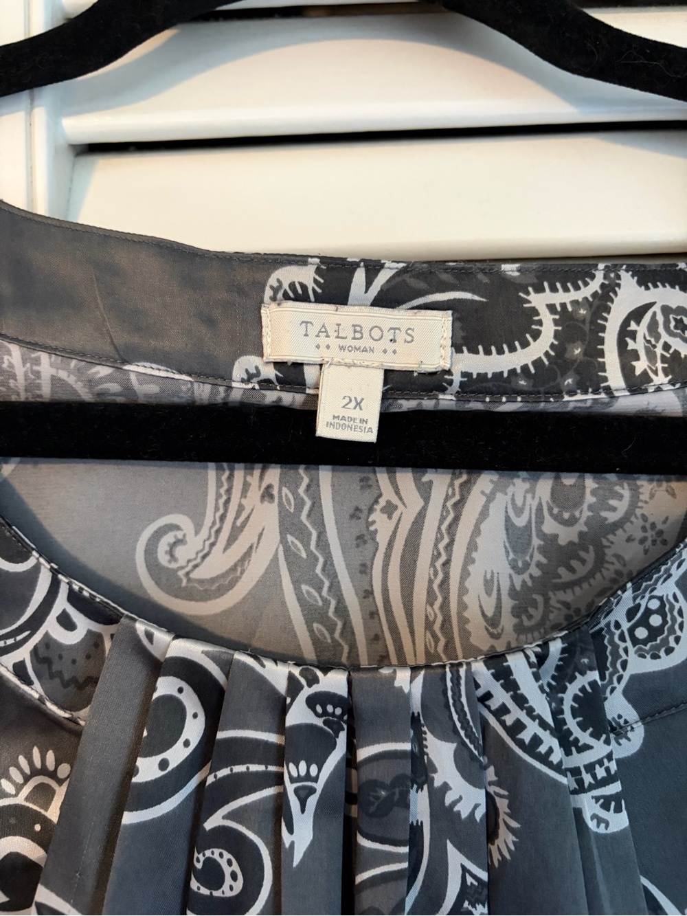Talbots Gray and White Paisley Pleated Blouse